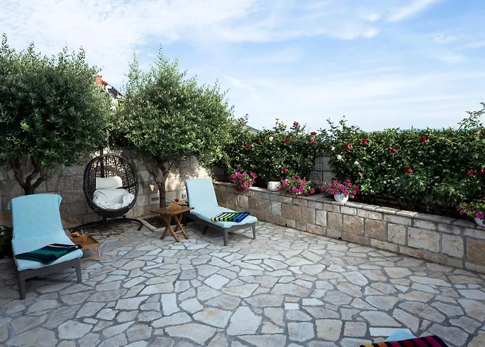 House With A Parking Space Mravince, Split - 19827 Tatil Evi